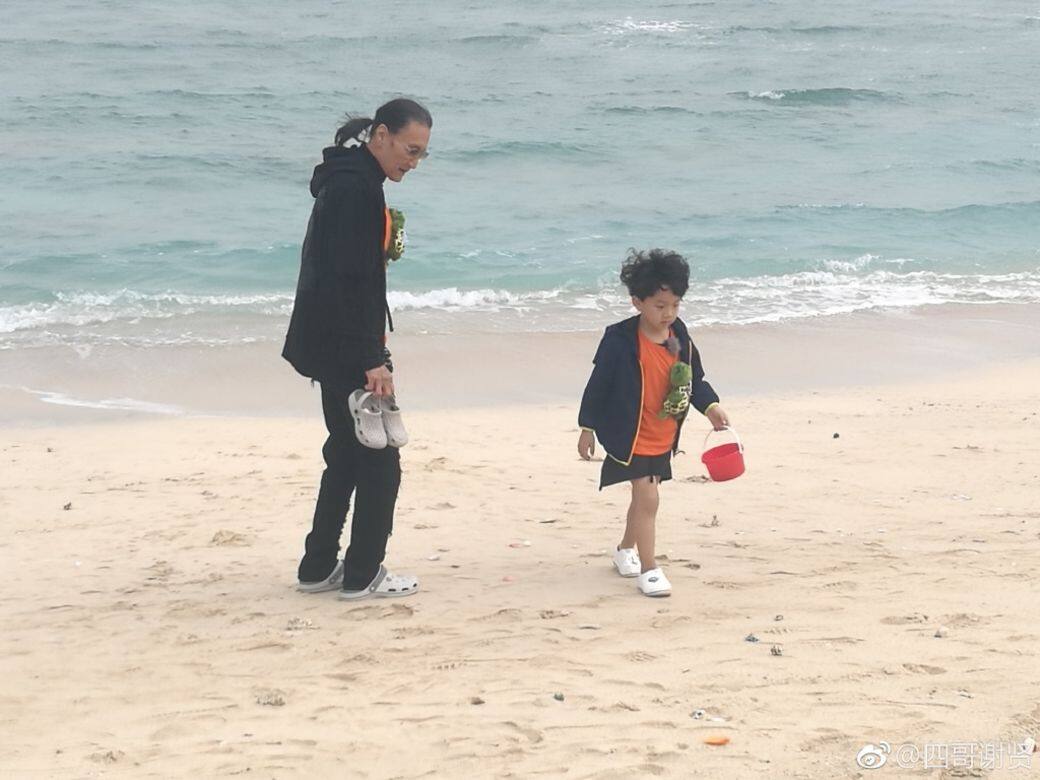 謝賢一直被公認是花花公子。一生離不開愛情的他,卻自稱好專一:「我唔係 謝賢一直被公認是花花公子。一生離不開愛情的他,卻自稱好專一:「我唔係