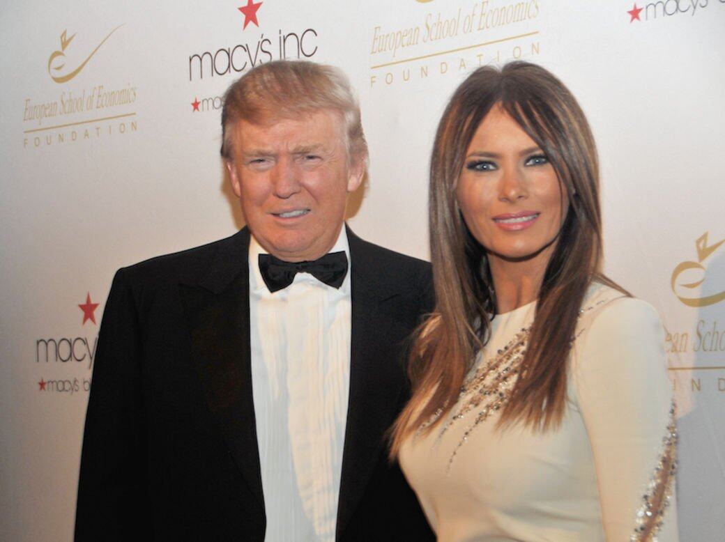難道Melania Trump嬲,是嬲特朗普不像Macron一樣用情專一?在她嫁給這個兩度離婚的 難道Melania Trump嬲,是嬲特朗普不像Macron一樣用情專一?在她嫁給這個兩度離婚的