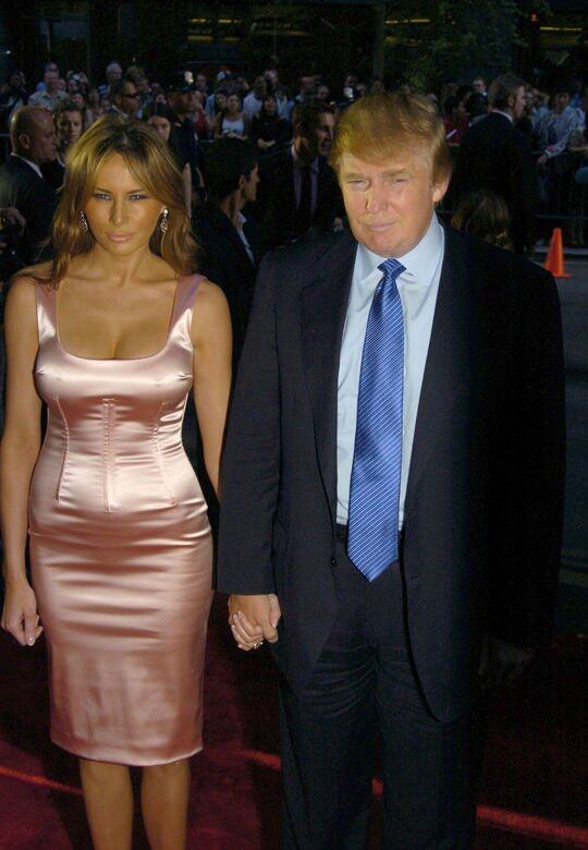 強悍自我的特朗普當然不會改變自己融入Melania Trump的世界;Melania Trump有嘗試融入 強悍自我的特朗普當然不會改變自己融入Melania Trump的世界;Melania Trump有嘗試融入