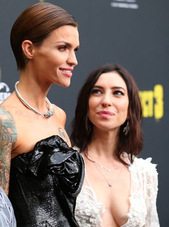 公然出櫃出道以來,Ruby Rose 對於她的感情生活基本上沒有怎樣隱藏,2014年,Rose 公然出櫃出道以來,Ruby Rose 對於她的感情生活基本上沒有怎樣隱藏,2014年,Rose