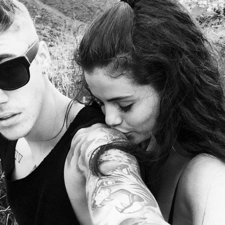 Selena Gomez 與Justin Bieber 2010 年相戀後 Selena Gomez 與Justin Bieber 2010 年相戀後