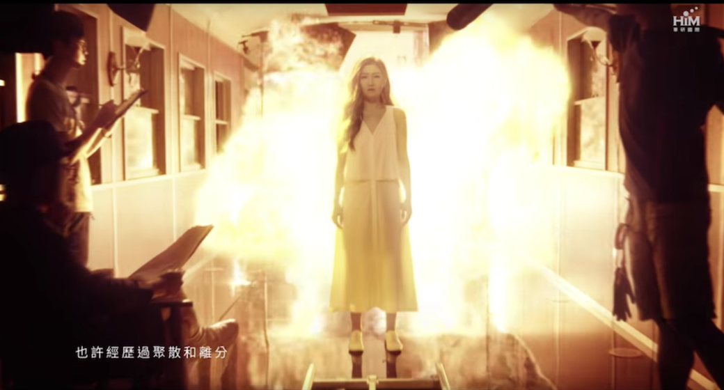 MV重現任家萱(Selina)於2010年因在上海拍攝戲劇《我與春天有個約會》時慘遭燒 MV重現任家萱(Selina)於2010年因在上海拍攝戲劇《我與春天有個約會》時慘遭燒