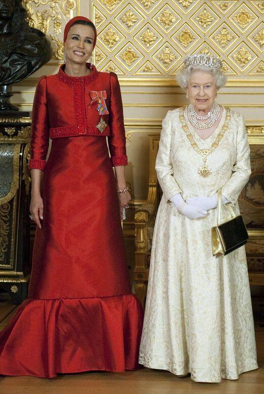 婚後兩年,人妻已經誕下第一個孩子,Sheikha Moza明白作為王妃,生育比一切任務 婚後兩年,人妻已經誕下第一個孩子,Sheikha Moza明白作為王妃,生育比一切任務