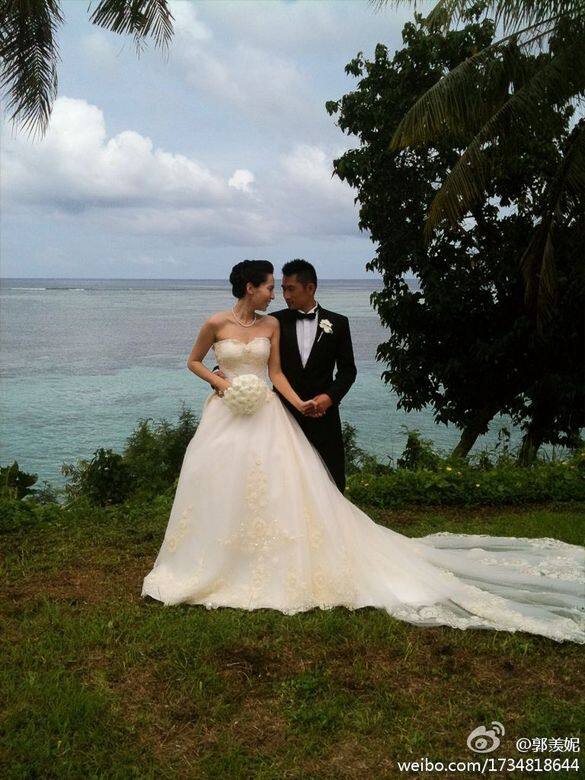 2011年郭羨妮宣布與內地武指朱少杰結婚 2011年郭羨妮宣布與內地武指朱少杰結婚