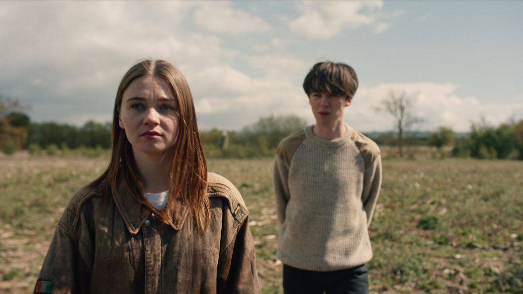 《The End of the F***ing World》第二季大結局後,整體風格與第一季相近,網民亦非常關 《The End of the F***ing World》第二季大結局後,整體風格與第一季相近,網民亦非常關