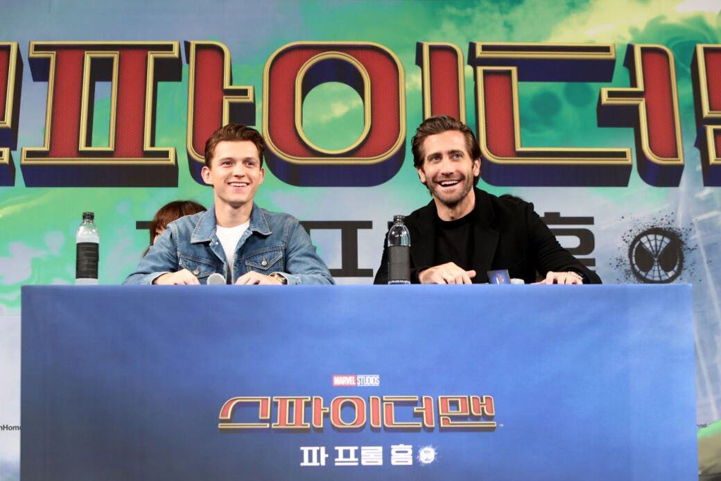而日前他與電影拍檔Jake Gyllenhaal到首爾宣傳時 而日前他與電影拍檔Jake Gyllenhaal到首爾宣傳時