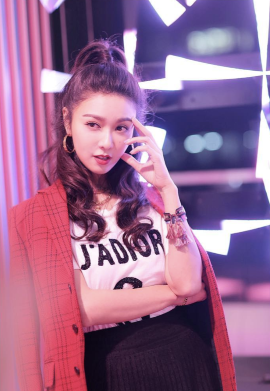 薛凱琪:37歲Fiona被爆如今已是小富婆,她說希望將來結婚生仔公一份婆一 薛凱琪:37歲Fiona被爆如今已是小富婆,她說希望將來結婚生仔公一份婆一