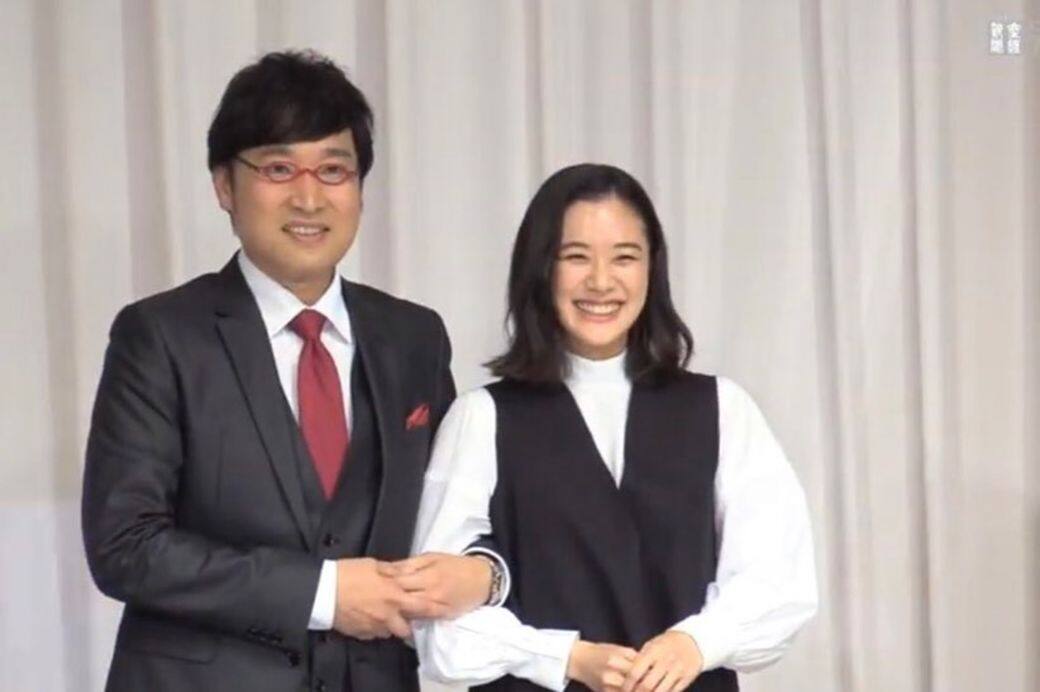 在新婚老公面前問起前男友,已經是一件相當無禮的 在新婚老公面前問起前男友,已經是一件相當無禮的