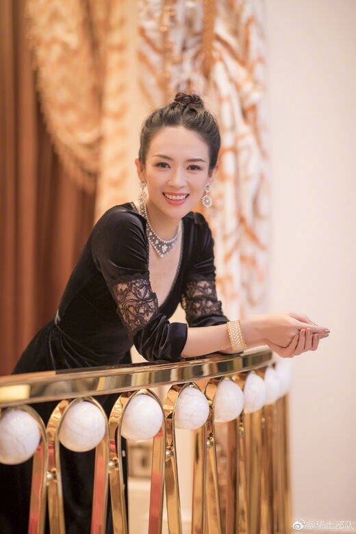 有趣的是,當時章子怡曾說過,《一代宗師》很可能是自己最後一次拍動作片 有趣的是,當時章子怡曾說過,《一代宗師》很可能是自己最後一次拍動作片