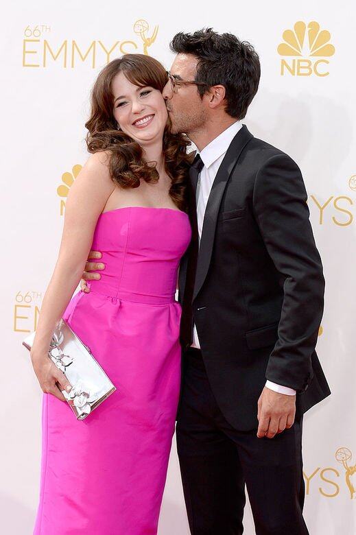 第一段婚姻,剛好始於Zooey Deschanel叫好的電影《心跳500天》上映的那一年。在電影中 第一段婚姻,剛好始於Zooey Deschanel叫好的電影《心跳500天》上映的那一年。在電影中