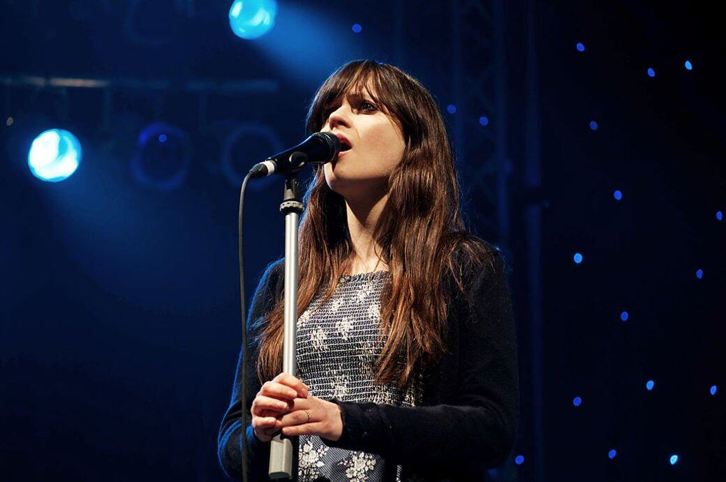 Jonathan Scott也應該很認真,把一同主持節目的孖生弟弟帶去見Zooey Deschanel。話說Jonathan也曾 Jonathan Scott也應該很認真,把一同主持節目的孖生弟弟帶去見Zooey Deschanel。話說Jonathan也曾