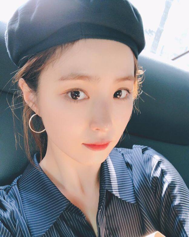 據指趙周彬曾向會員表示A女藝人的裸體已上傳 據指趙周彬曾向會員表示A女藝人的裸體已上傳