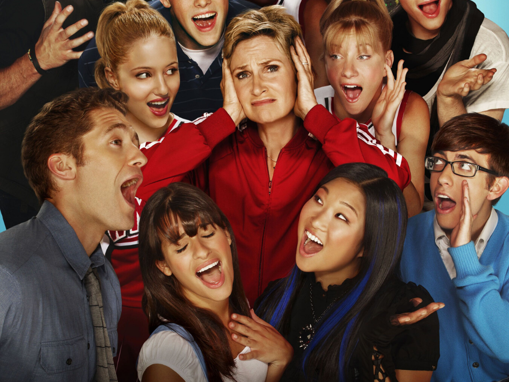 Glee七年內五人出事！經歷演員連爆死訊、種族歧視、家暴的經典劇集還有什麼荒唐事？