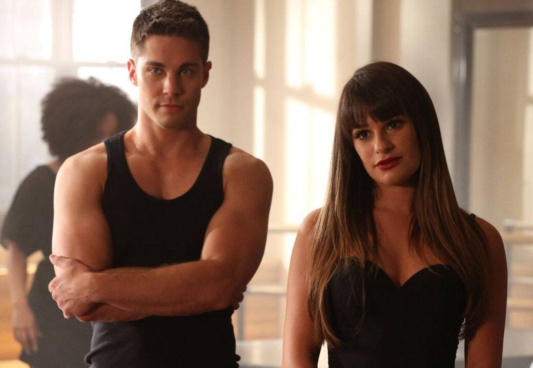 不過當中也有人為Lea發聲,其中男演員Dean Geyer則表示Lea是曾經合作過的女演員中 不過當中也有人為Lea發聲,其中男演員Dean Geyer則表示Lea是曾經合作過的女演員中