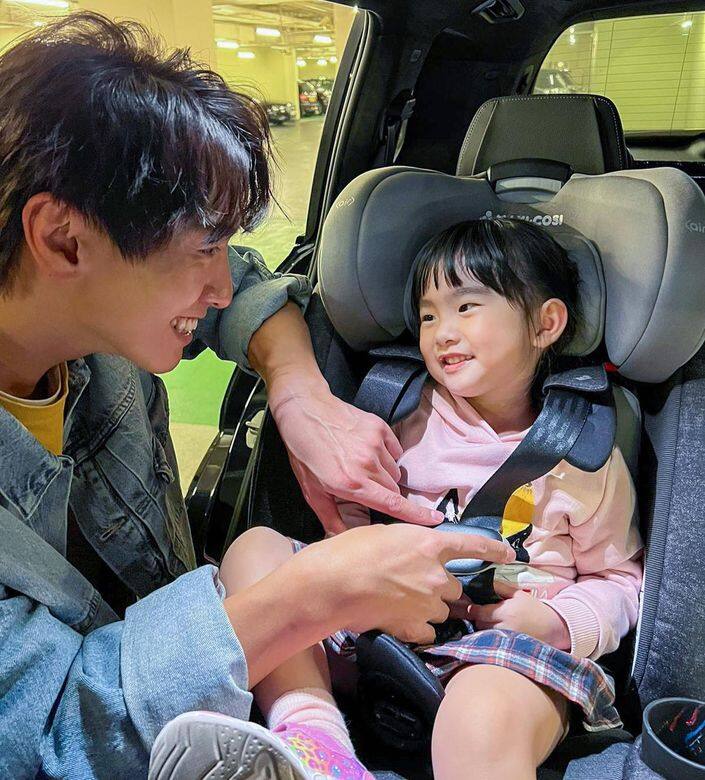 未婚前的「廣偉」雖然未致於花弗,只曾與G.E.M.及裕美等傳出緋聞,不過總 未婚前的「廣偉」雖然未致於花弗,只曾與G.E.M.及裕美等傳出緋聞,不過總