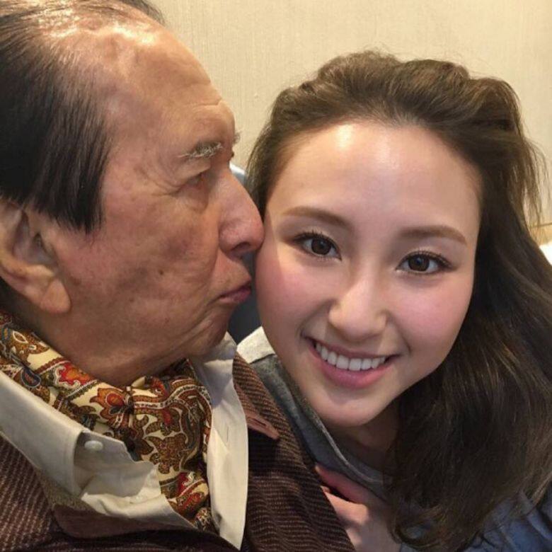 三房長女超雲剛踏入30歲 三房長女超雲剛踏入30歲