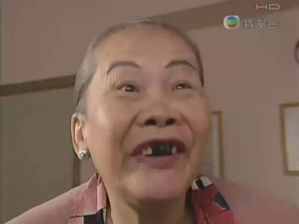 不過好景不常,1996年她的長女突然中風,需要插喉維生,許婆婆知道女兒康 不過好景不常,1996年她的長女突然中風,需要插喉維生,許婆婆知道女兒康