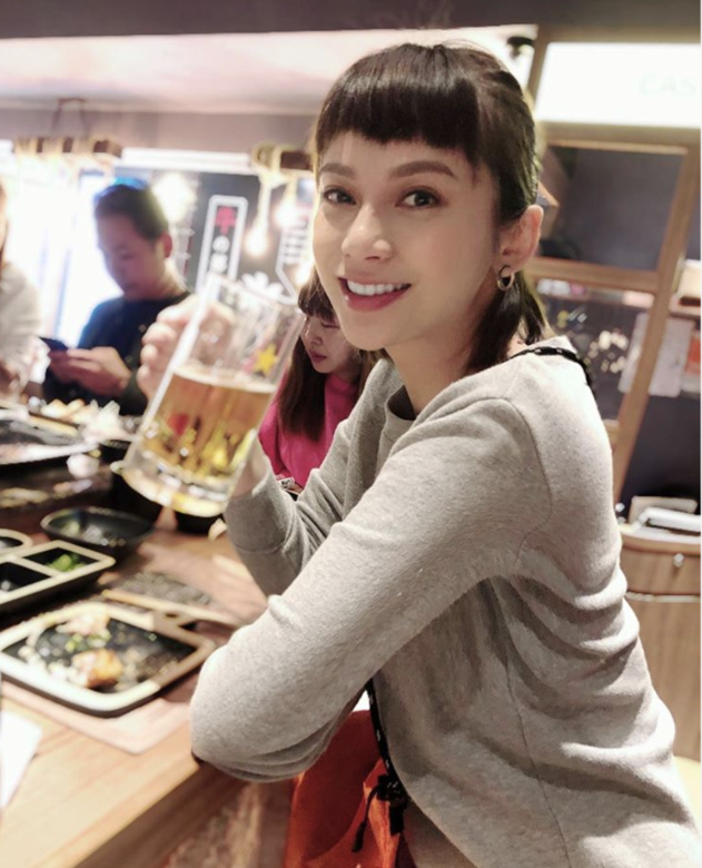 吳日言在一年內在山頂、銅鑼灣及旺角開設飯糰店,但疫情下試過有分店 吳日言在一年內在山頂、銅鑼灣及旺角開設飯糰店,但疫情下試過有分店