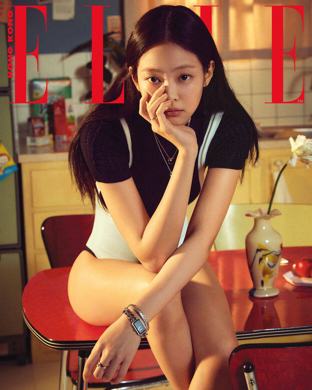 ELLE:你所指的是什麼樣的新年決心? 現在正好是要定下決心的2月份。JENNIE : 讓 ELLE:你所指的是什麼樣的新年決心? 現在正好是要定下決心的2月份。JENNIE : 讓