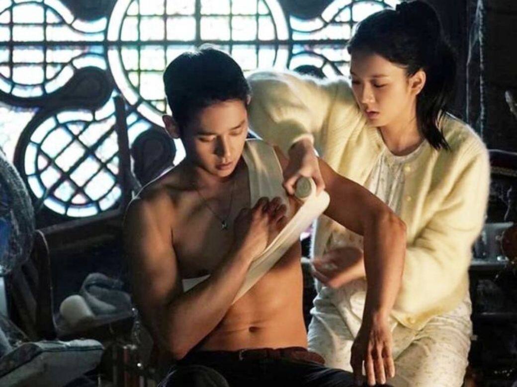 疑扭曲歷史、演技尷尬!Jisoo 新劇《雪降花》為何會請願求停播? 疑扭曲歷史、演技尷尬!Jisoo 新劇《雪降花》為何會請願求停播?