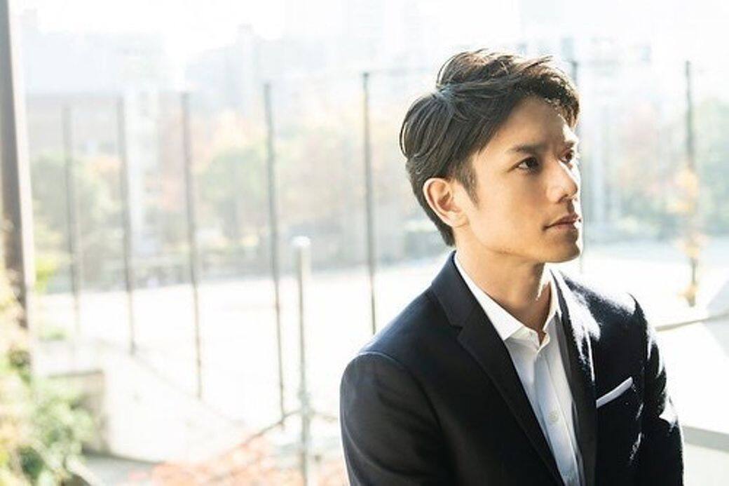 先回來現實。要知道的是,尊尼事務所的秘書必須具備的條件不少:學歴方 先回來現實。要知道的是,尊尼事務所的秘書必須具備的條件不少:學歴方