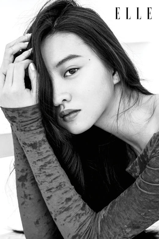 談到日常興趣,她並不像一般16歲「低頭族」女孩沉迷於手機和社交網絡,亦 談到日常興趣,她並不像一般16歲「低頭族」女孩沉迷於手機和社交網絡,亦