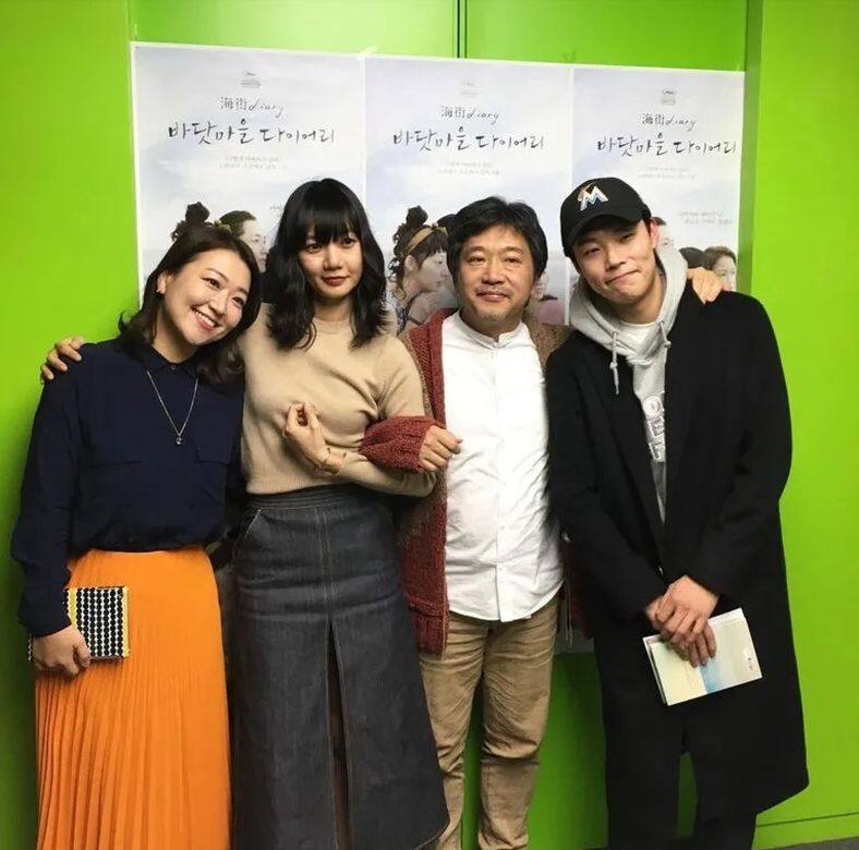 裴斗娜、是枝裕和（右二） 兩人是非常好的朋友，海街日記在韓國的首映會，裴