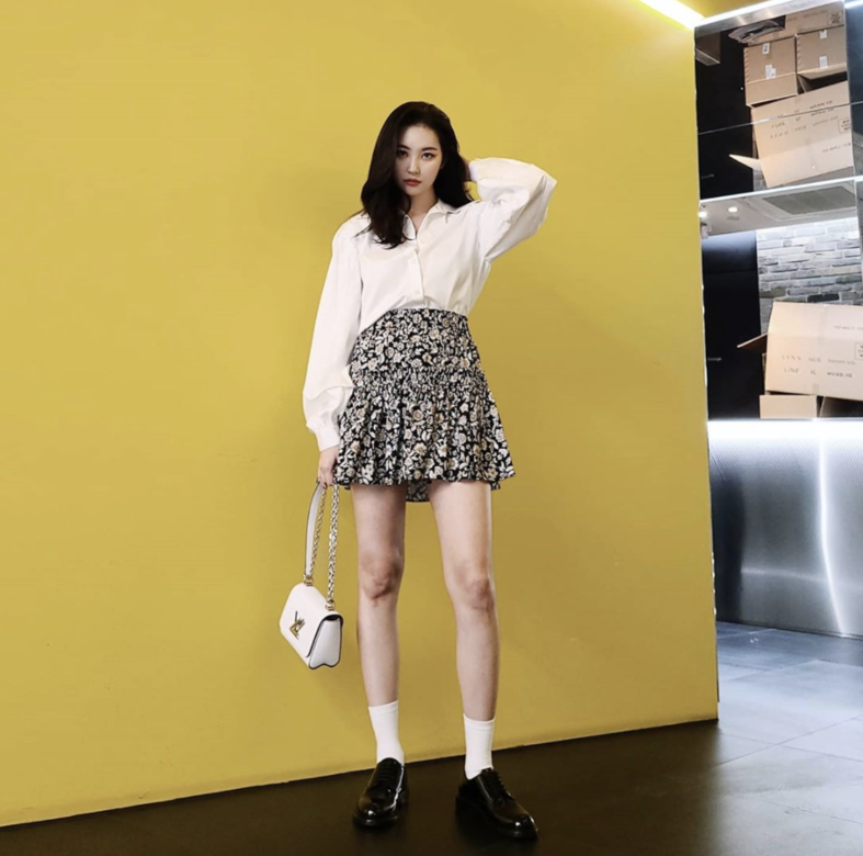 與不少富人一樣,宣美的香閨在首爾江南區,之前已在節目《Secret Unnie》中曝光,是 與不少富人一樣,宣美的香閨在首爾江南區,之前已在節目《Secret Unnie》中曝光,是