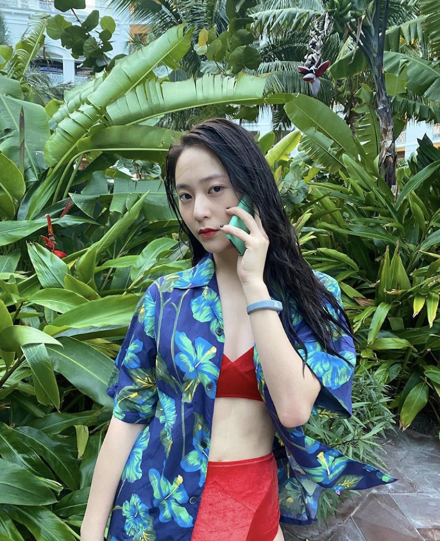 她們的公寓有不少明星居住,包括李敏鎬、張東健及玄彬等,二人的豪宅公 她們的公寓有不少明星居住,包括李敏鎬、張東健及玄彬等,二人的豪宅公