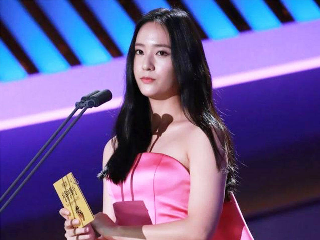Krystal發福後有豐腴美?f(x)鄭秀晶馬甲線消失了 Krystal發福後有豐腴美?f(x)鄭秀晶馬甲線消失了