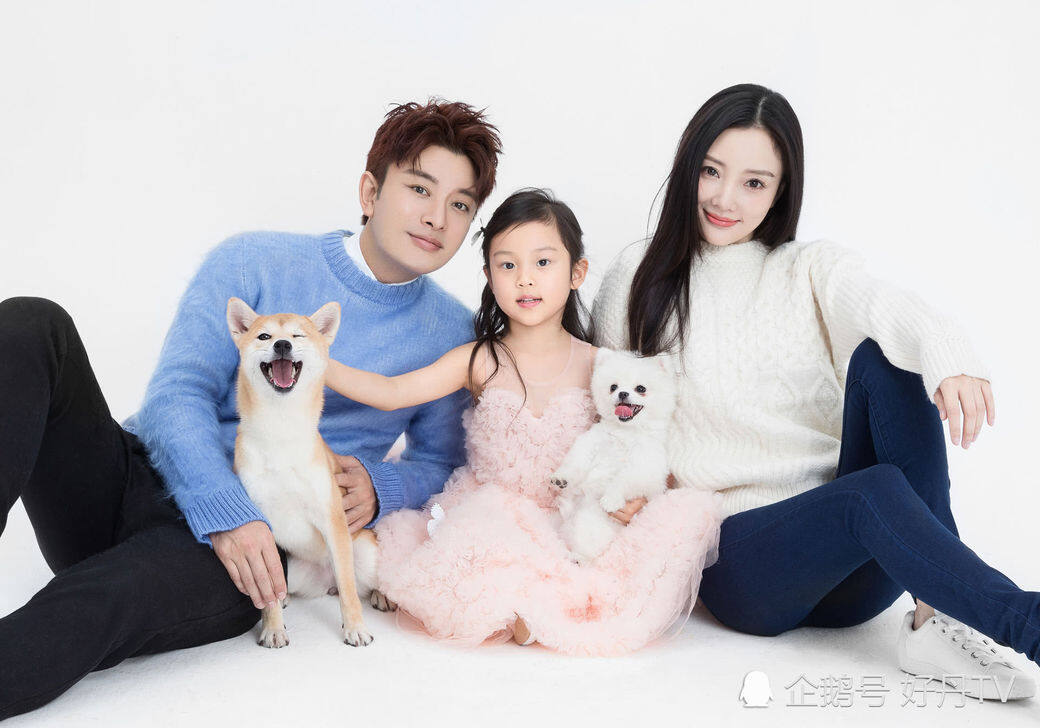 李小璐與男星賈乃亮因為合作電視劇《當婆婆遇上媽》相戀 李小璐與男星賈乃亮因為合作電視劇《當婆婆遇上媽》相戀