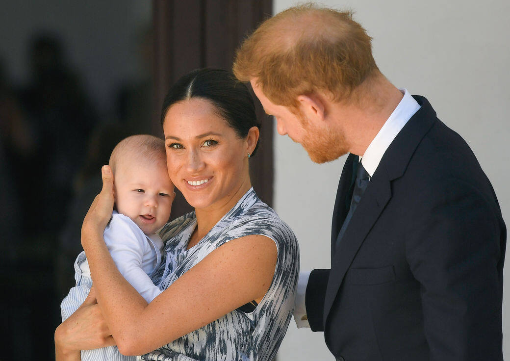 今年Meghan誕下女兒並取名為「Lilibet」,名字源自英女王的小名,哈利和Meghan夫妻聲稱 今年Meghan誕下女兒並取名為「Lilibet」,名字源自英女王的小名,哈利和Meghan夫妻聲稱