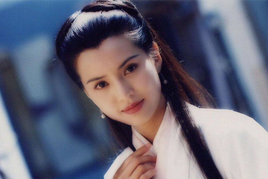 2004年李若彤終於為男友還清負債 2004年李若彤終於為男友還清負債