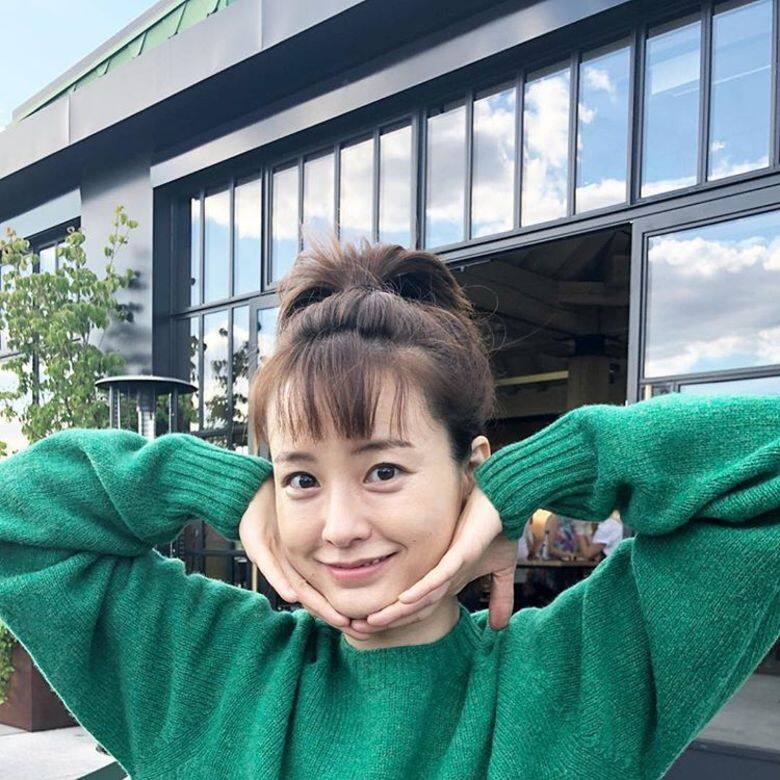另外據指他與鄭有美合作的電影 另外據指他與鄭有美合作的電影