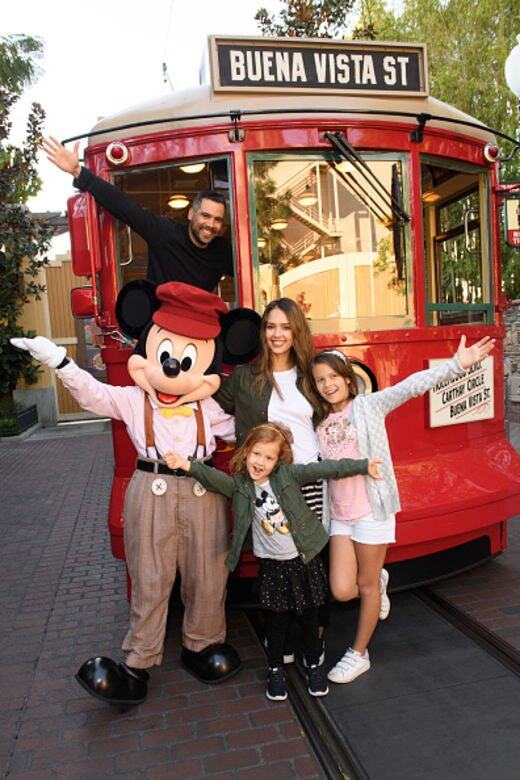Cash Warren, Jessica Alba, 荷里活 Cash Warren, Jessica Alba, 荷里活