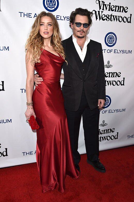 Johnny Depp 與 Amber Heard Johnny Depp 與 Amber Heard