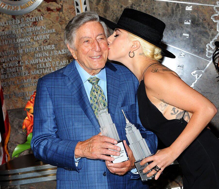 Lady Gaga 又笑言自己過去幾年都與爵士歌 Lady Gaga 又笑言自己過去幾年都與爵士歌