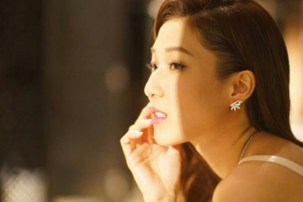 鍾嘉欣, Linda Chung, 再創世紀, 媽媽 鍾嘉欣, Linda Chung, 再創世紀, 媽媽