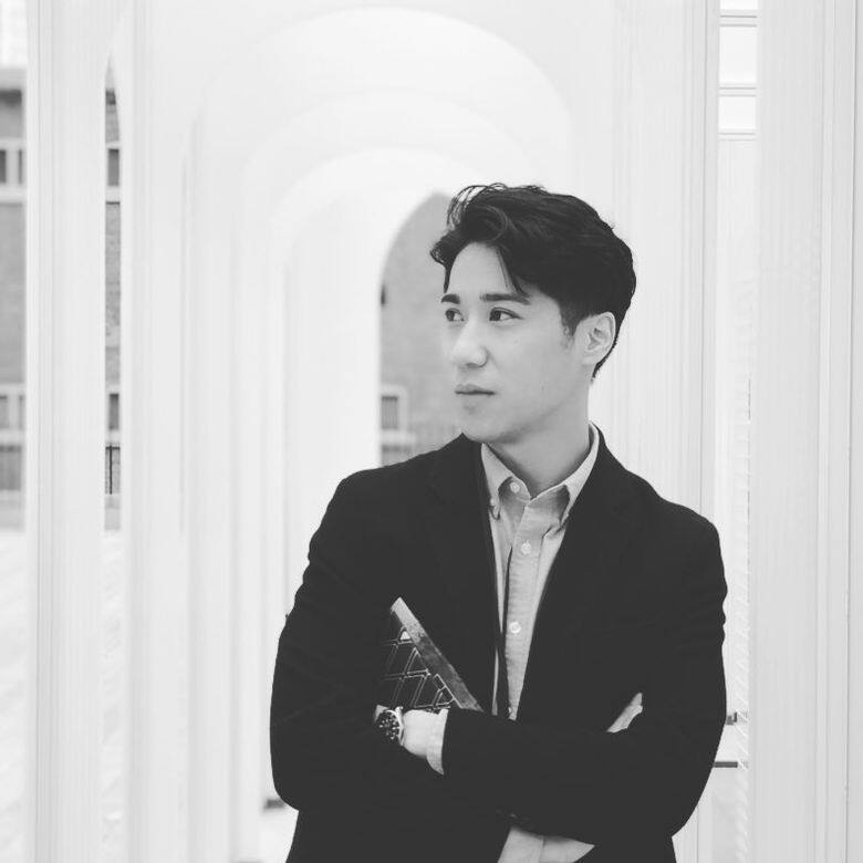 現年31歲的Samuel 為補習社的執行董事, 現年31歲的Samuel 為補習社的執行董事,