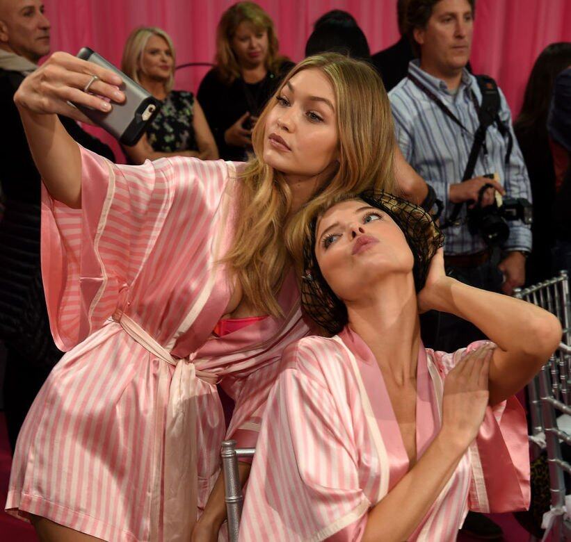 Gigi Hadid, Victoria's Secret, Angel, Kendall Jenner, Alessandra Ambrosio, Selfie Gigi Hadid, Victoria's Secret, Angel, Kendall Jenner, Alessandra Ambrosio, Selfie