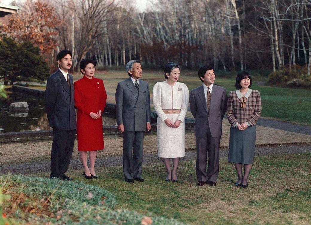 自古嫁入豪門都要被評頭品足,何況嫁入王室?自從兩位王妃搬入皇居,傳 自古嫁入豪門都要被評頭品足,何況嫁入王室?自從兩位王妃搬入皇居,傳