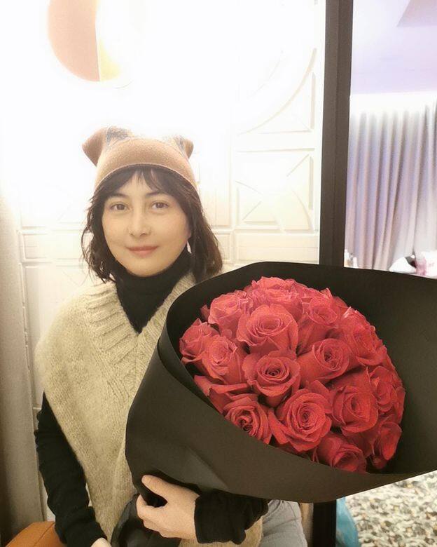 要數圈中元祖級富家女,非「何家淑女」何超儀莫屬,因為她的爸爸就是賭王 要數圈中元祖級富家女,非「何家淑女」何超儀莫屬,因為她的爸爸就是賭王