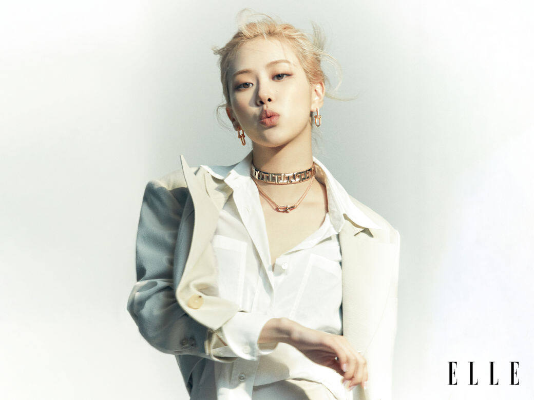 ROSÉ :「我經常從經驗中學到很多東西,希望能表現出自己更多的真實部分。」 ROSÉ :「我經常從經驗中學到很多東西,希望能表現出自己更多的真實部分。」