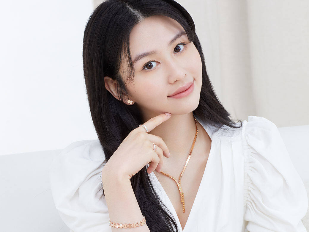 大家眼中的「最美星二代」!專訪充滿愛的女生——沈月 大家眼中的「最美星二代」!專訪充滿愛的女生——沈月