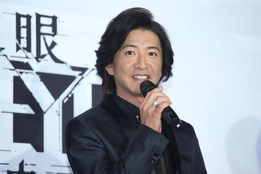 雖然外間對他的婚姻充斥着負評,然而木村拓哉還是沒退縮,婚後和太太 雖然外間對他的婚姻充斥着負評,然而木村拓哉還是沒退縮,婚後和太太