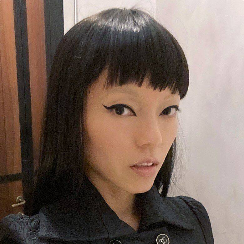最「資深」參賽者:#21 謝裕鈴今年最年長的入圍者是阿Ling謝裕鈴,39歲的她報 最「資深」參賽者:#21 謝裕鈴今年最年長的入圍者是阿Ling謝裕鈴,39歲的她報