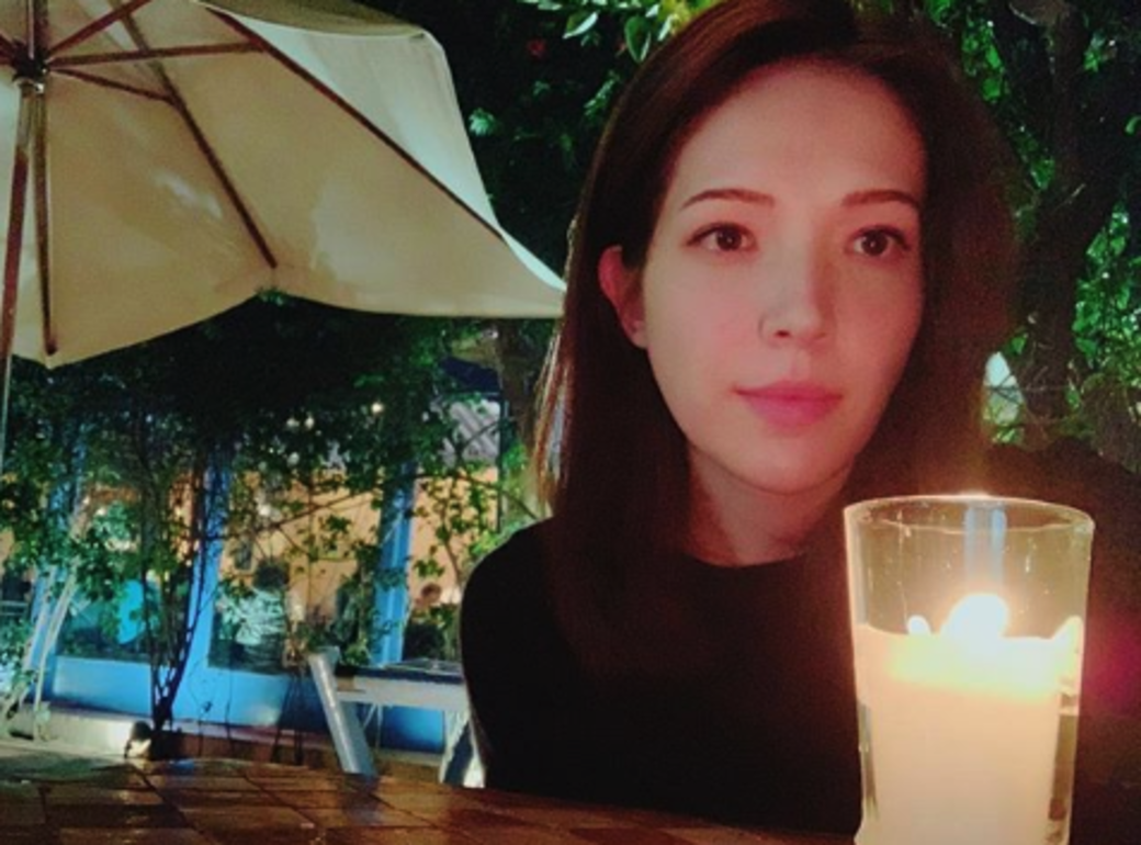 或者跟一出道即被蓋上「某某的女友」標籤有關,又或者女友崗位讓她樂在 或者跟一出道即被蓋上「某某的女友」標籤有關,又或者女友崗位讓她樂在
