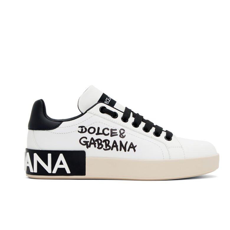 純白色波鞋不代表單調，也可像這雙Dolce & Gabbana Portofino黑白雙色運動鞋一樣，像畫紙