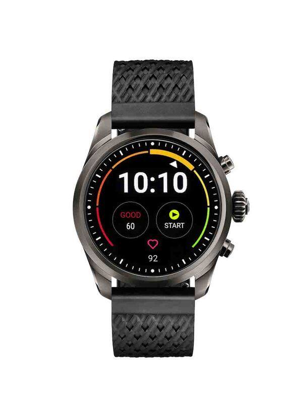 Summit 2智能腕錶（$8,200）具有多種功能，透過簡易的功能與應用程式隨時保持