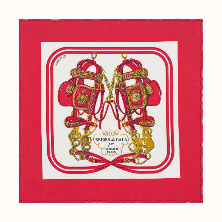Hermès的mini size絲巾更是入門之選,20 x 20cm的小方巾,小巧玲瓏,袋在口袋作 Hermès的mini size絲巾更是入門之選,20 x 20cm的小方巾,小巧玲瓏,袋在口袋作